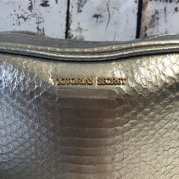 Victoria’s Secret Silver Purse with Gold Chain - Picture 4 of 8